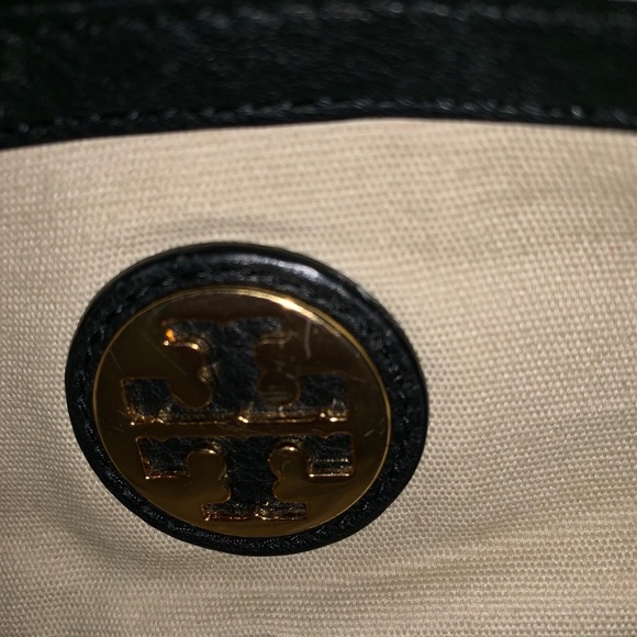 Tory Burch Classic Black Leather “Amanda” Hobo Bag - Picture 3 of 5